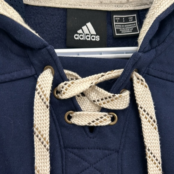 Montreal Canadians hockey jersey/hoodie - Picture 3 of 5